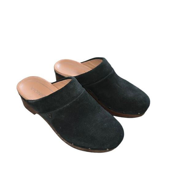 Vionic Clogs - Picture 1 of 7